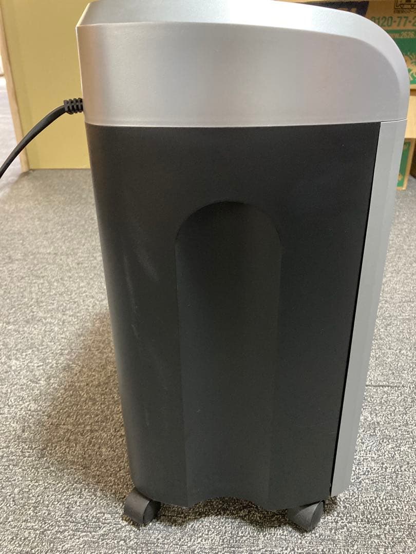 Fellowes フェローズ　マイクロカットシュレッダーJB-11CDM