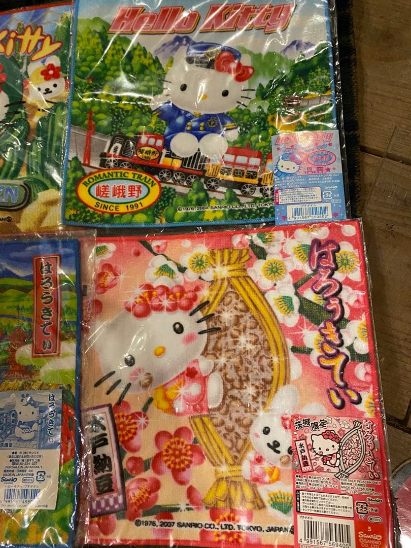 Hello kitty 限定品　まとめ売り　メモ帳 ミニタオル　ハンカチ　巾着