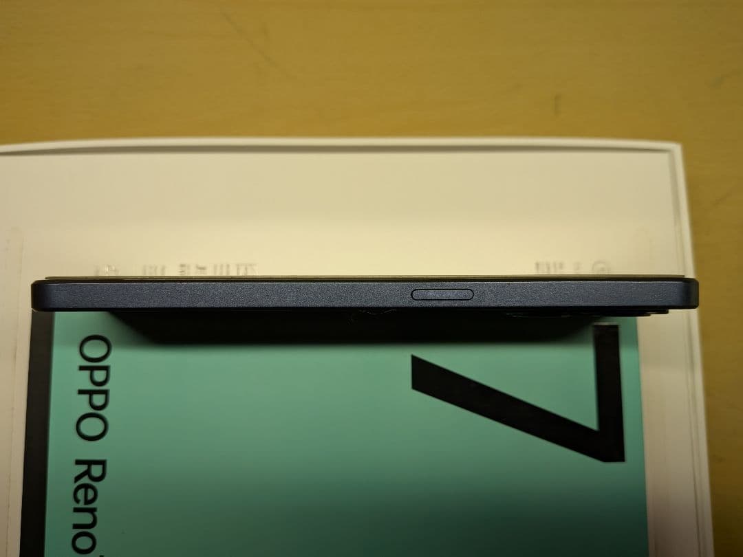 OPPO Reno7 A　Y!mobile版　スターリーブラック