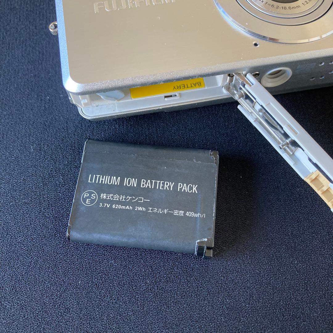 FUJIFILM finepix J10 液晶難あり CCDセンサー コンデジ