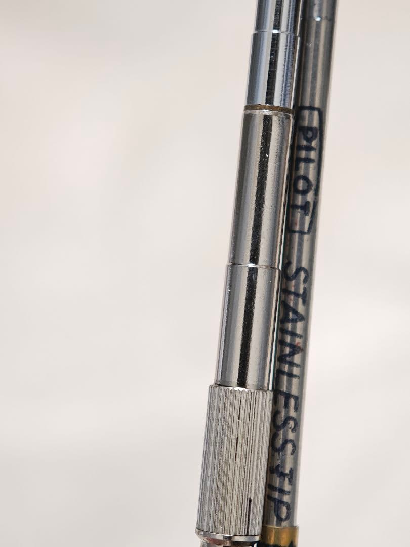 Pilot　2+1　廃盤　ボールペン　多機能ペン　蝕刻加工　パイロット　振り子式