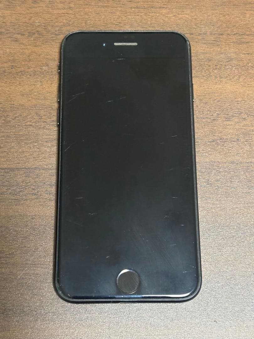 iPhone SE2　64GB