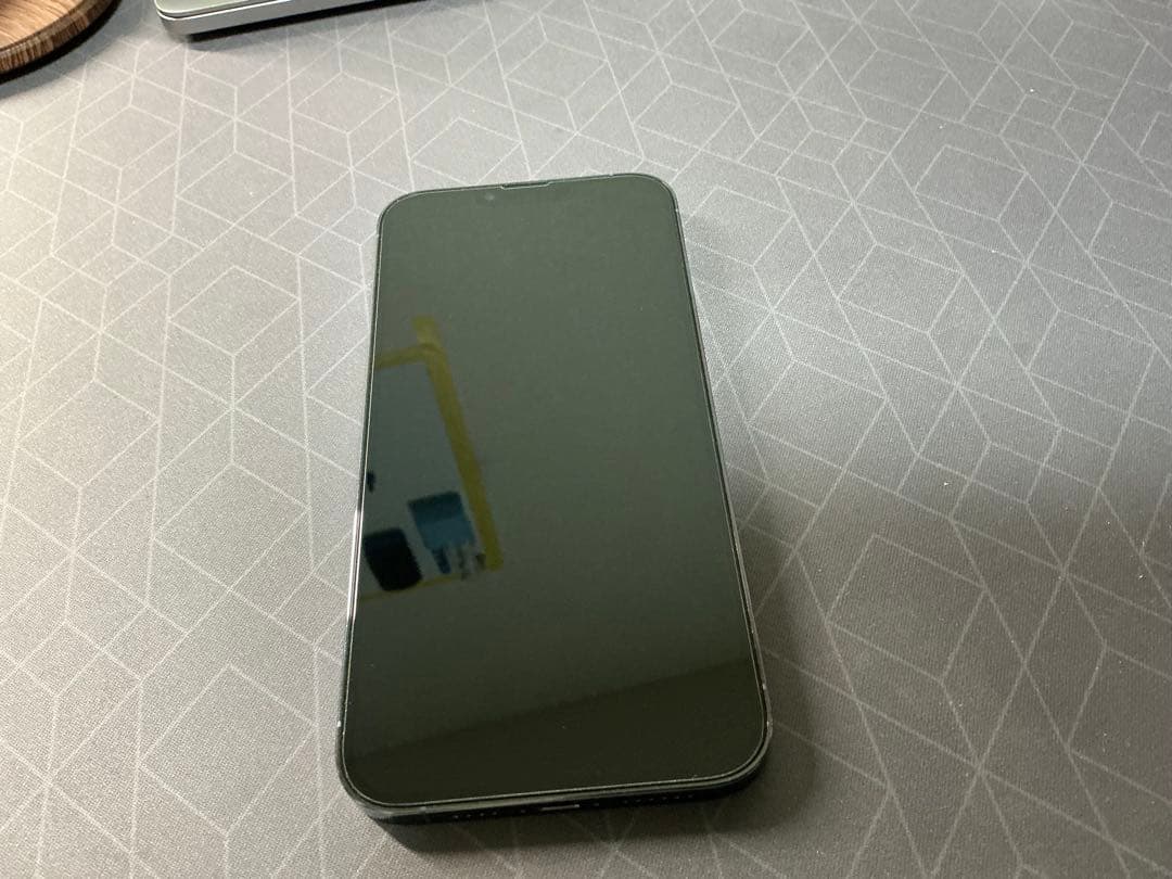 iPhone13ProMax 256GB 付属品付き！