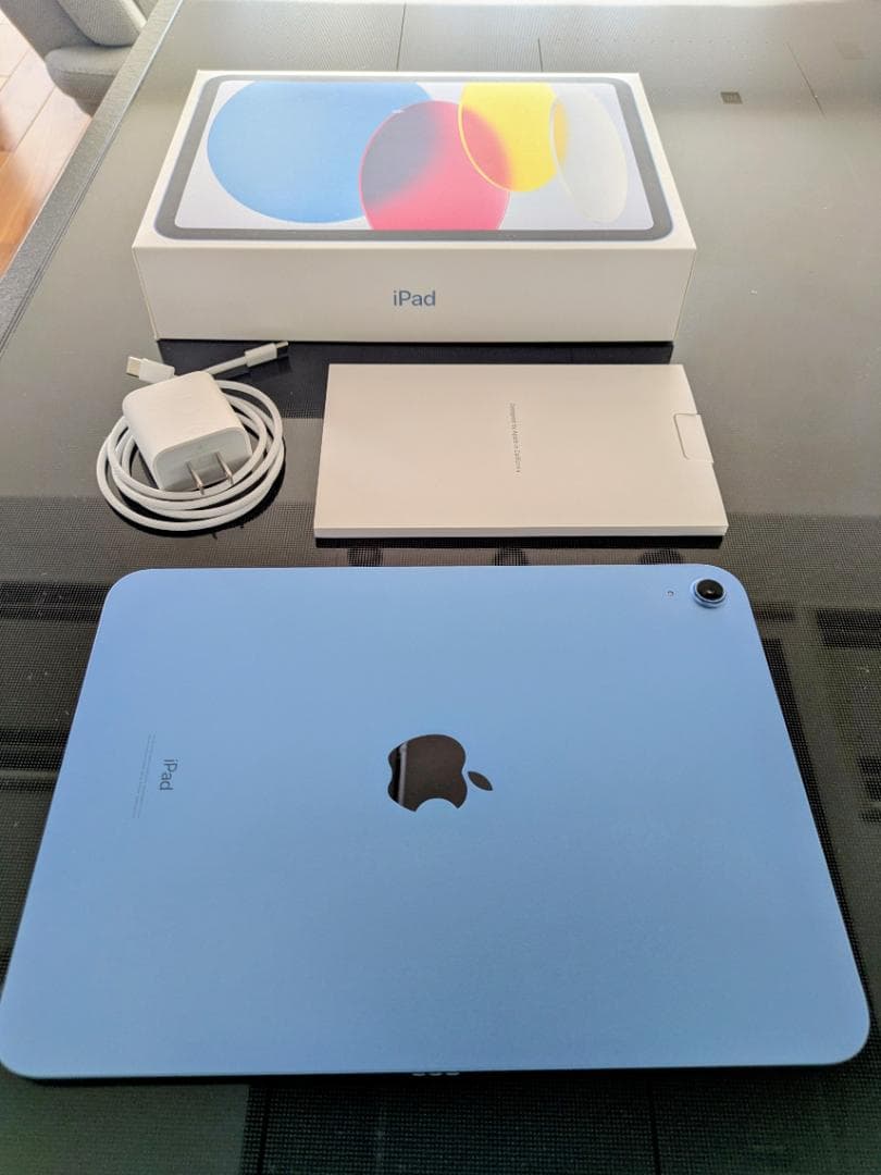 iPad 10.9\" 64GB Wi-Fi 青 本体 + キーボード + カバー