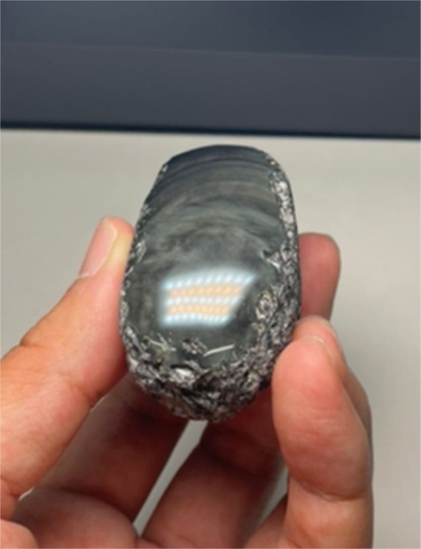 研磨品　十勝石玲瓏　メタリックブルー系レインボーオブシディアン