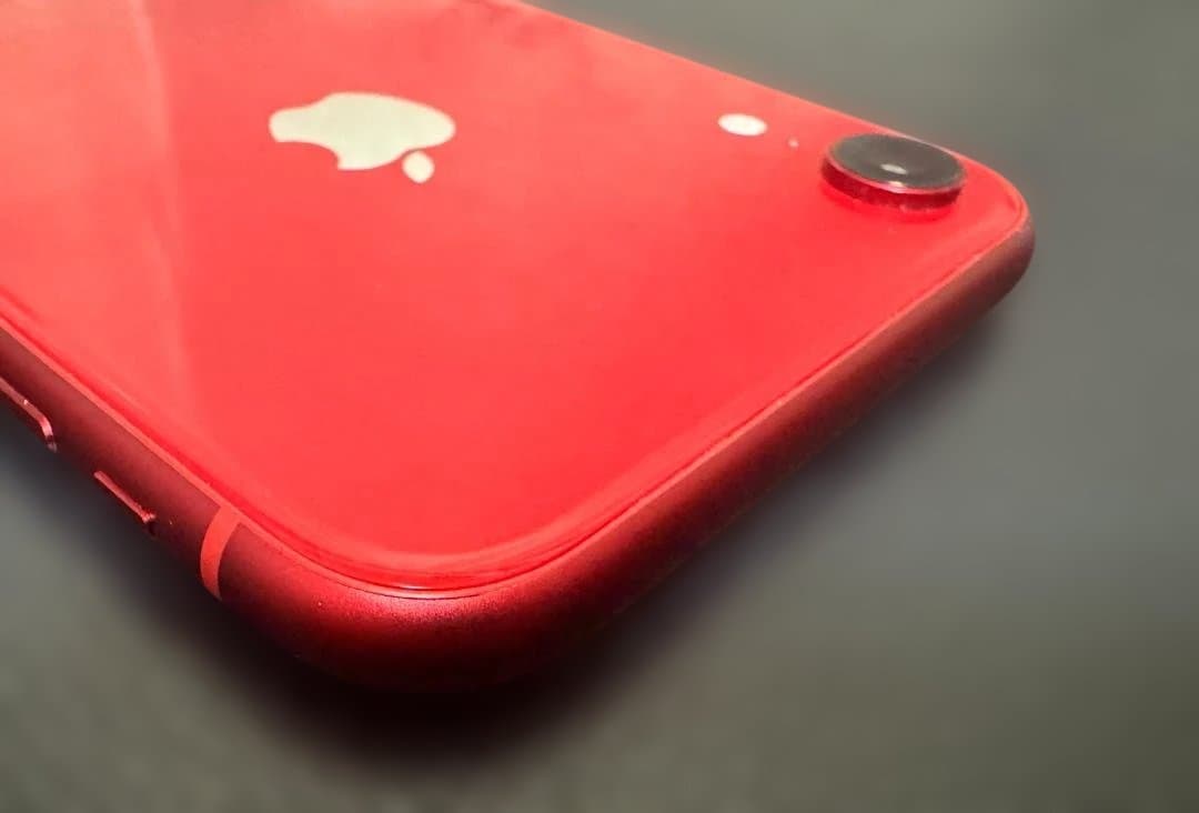 iPhone XR (PRODUCT)RED 64GB　充電スタンド等おまけあり