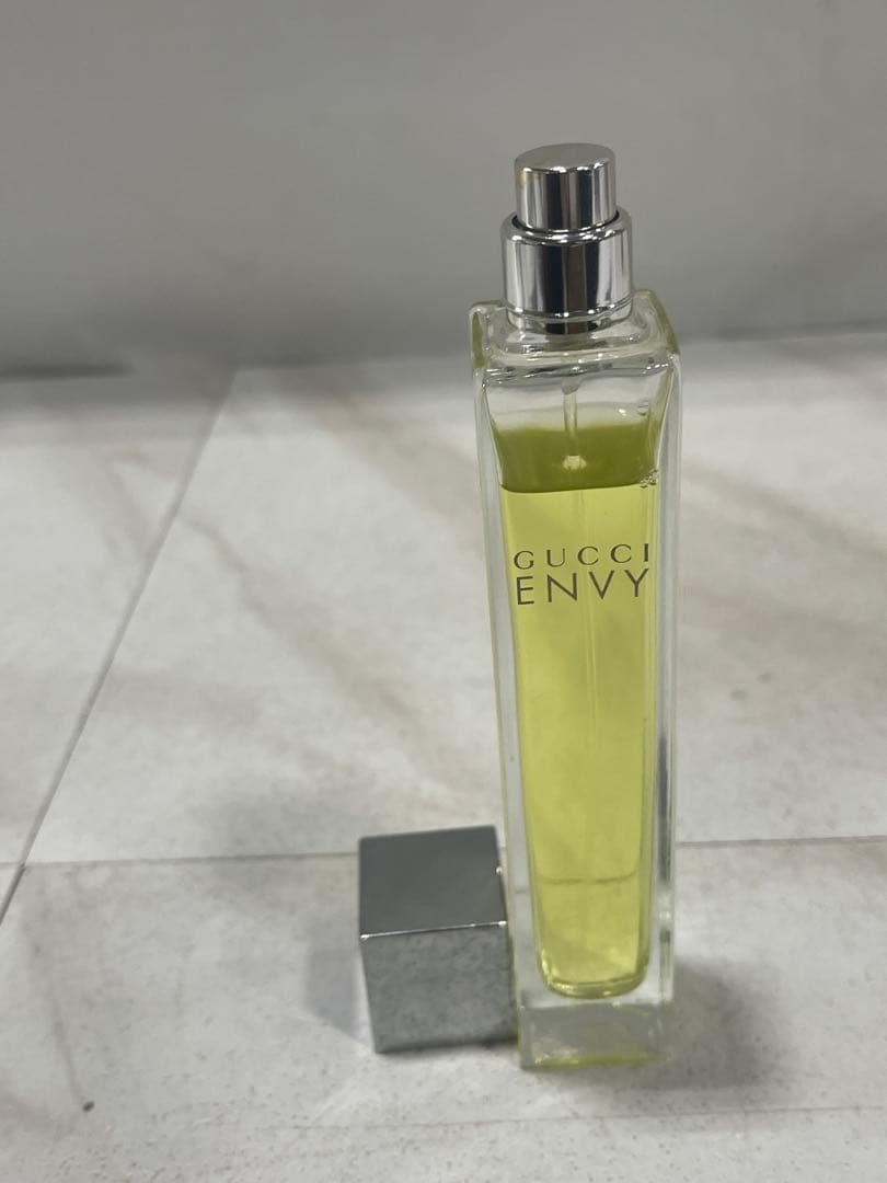 ハ2963【中古品】GUCCI ENVY 香水50ml スプレータイプ