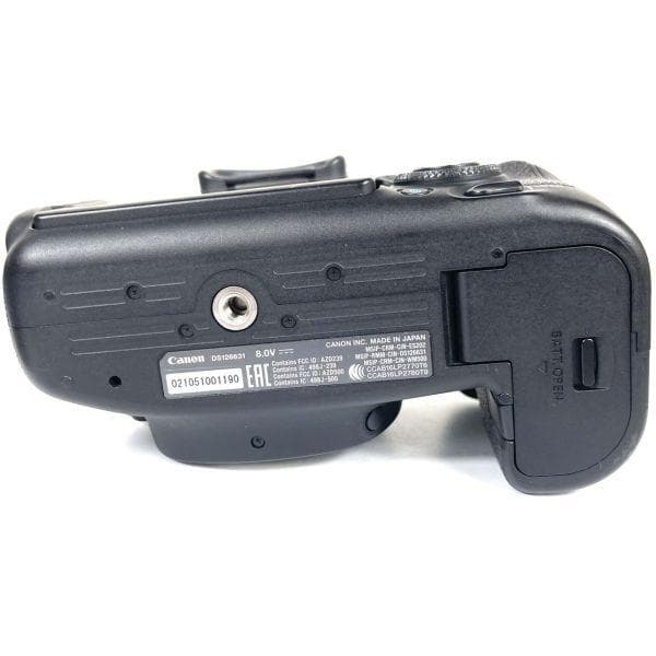 ショット数10106枚■ほぼ新品■ CANON EOS 6D Mark II