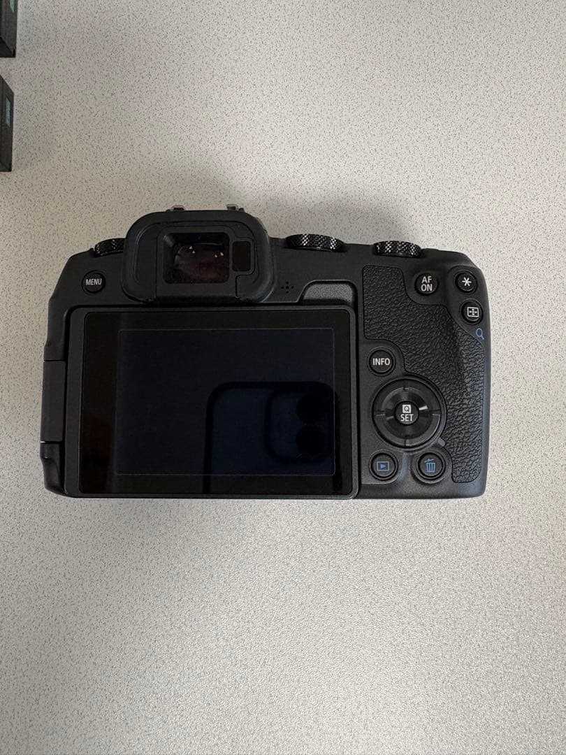 Canon EOS RP ミラーレスカメラセット