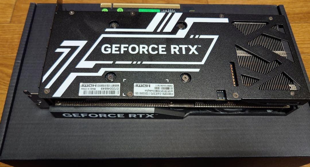 玄人志向 RTX 4070 SUPER