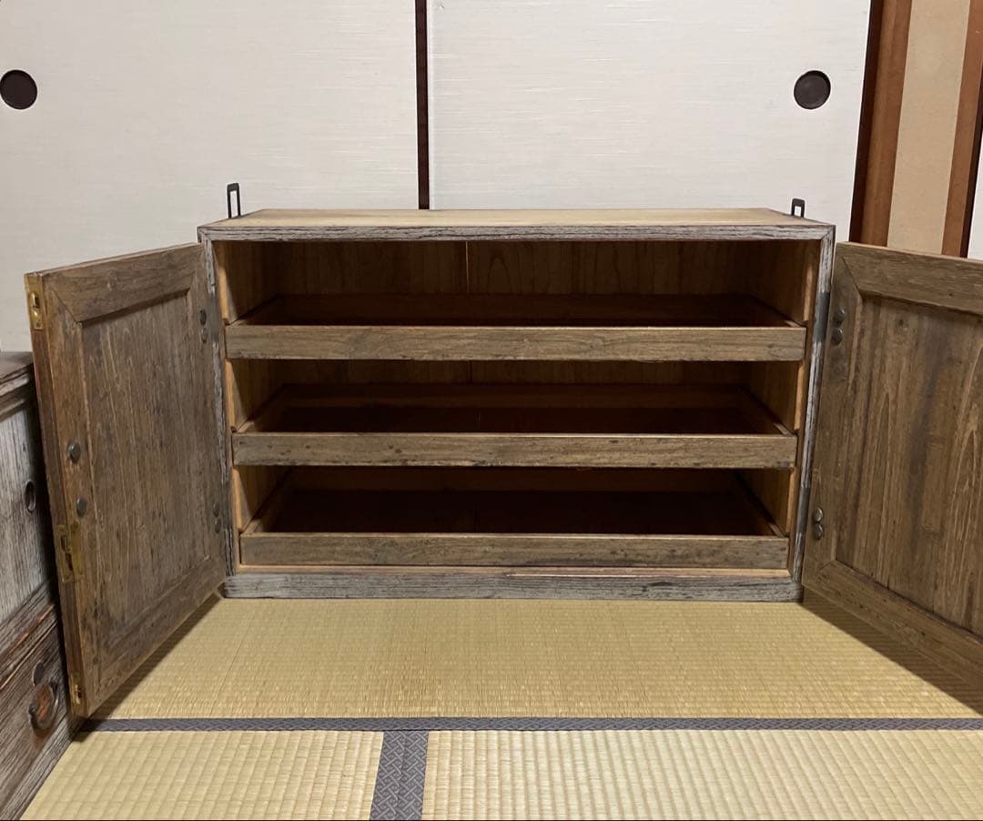 昭和レトロ 桐箪笥 古民具 古家具　桐木製　古民家インテリア 飾り用チェスト　②