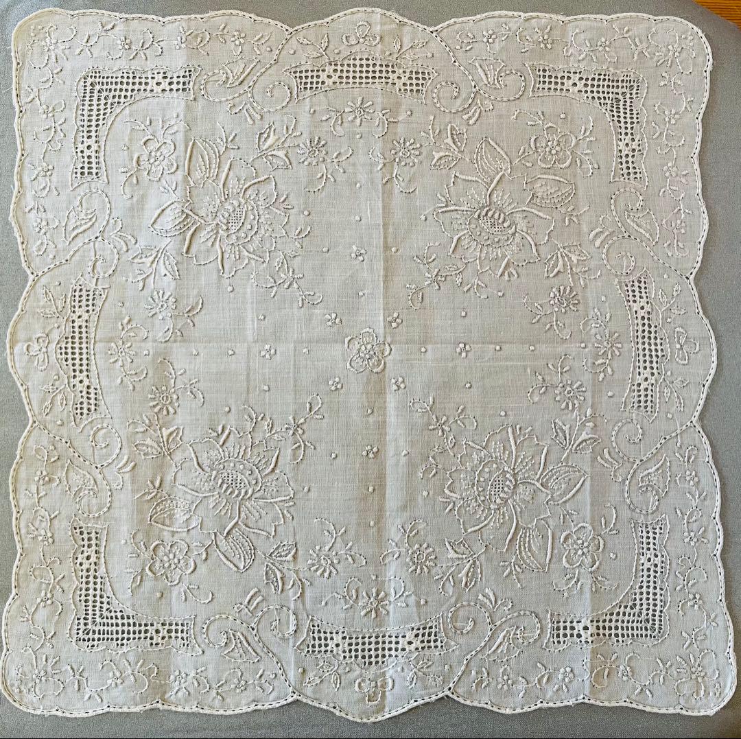 汕頭、刺繍入りハンカチセット　4枚
