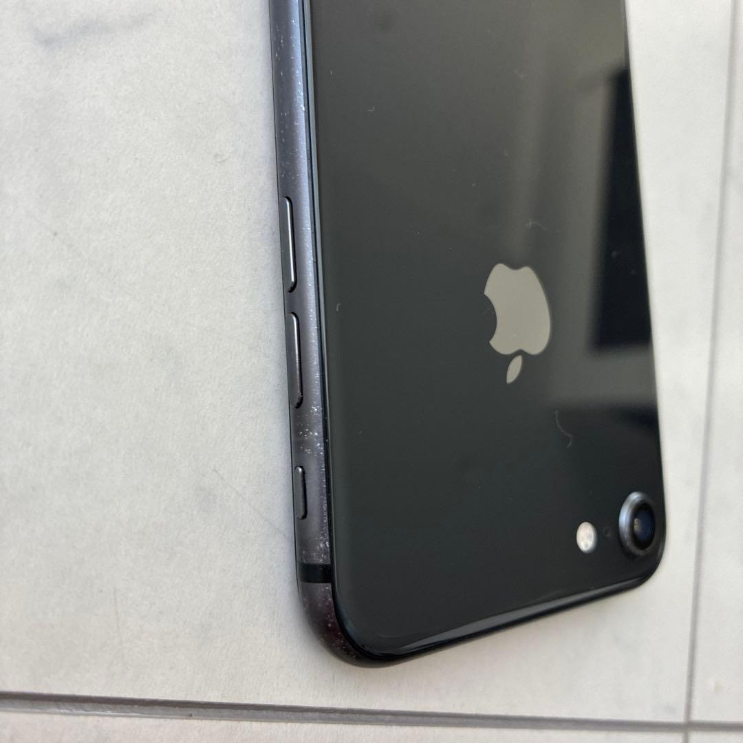 Apple iPhone 8 スペースグレイ　64GB