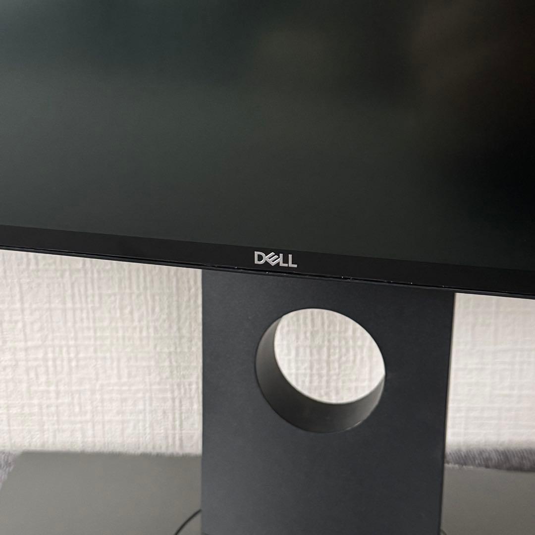 Dell 4Kモニター 27インチ U2718QM 2020年製