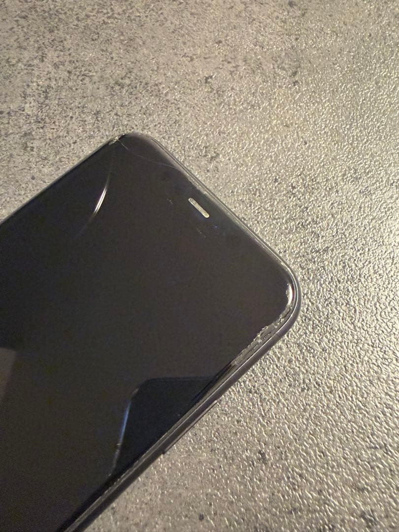 Apple iPhone 11 ブラック 128GB バッテリー85%
