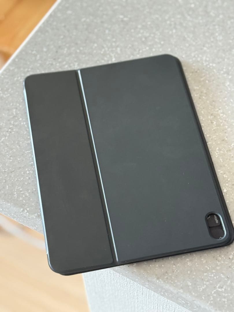 iPad Pro 11インチ用のSmart Keyboard Folio