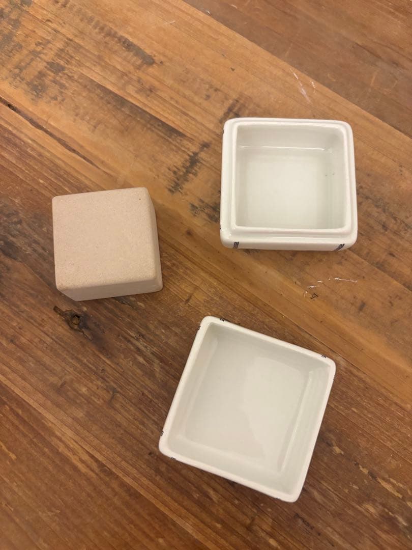 未使用　ビュリー　アロマポット　陶器