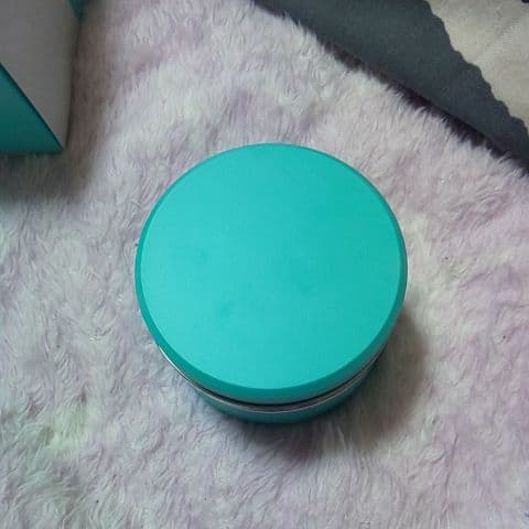 コンパクト形美顔器ビュージェニック