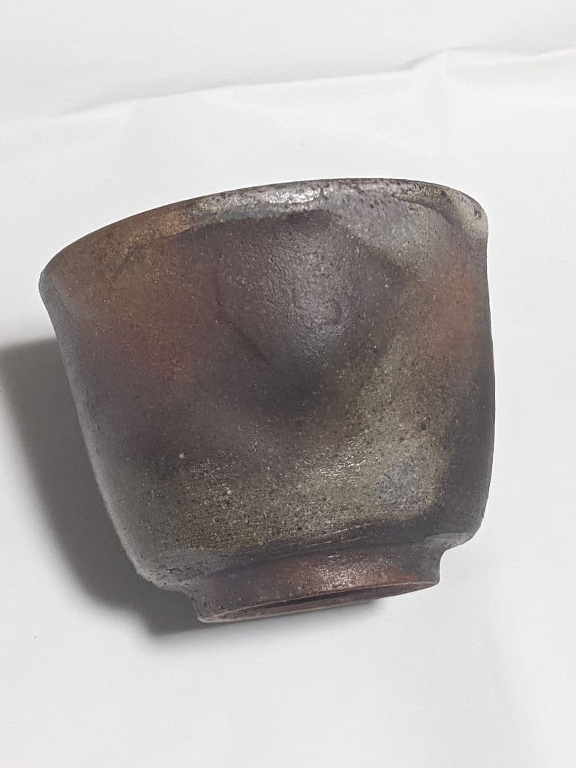 宝瓶（陶印あり）箱なし、説明書なし。