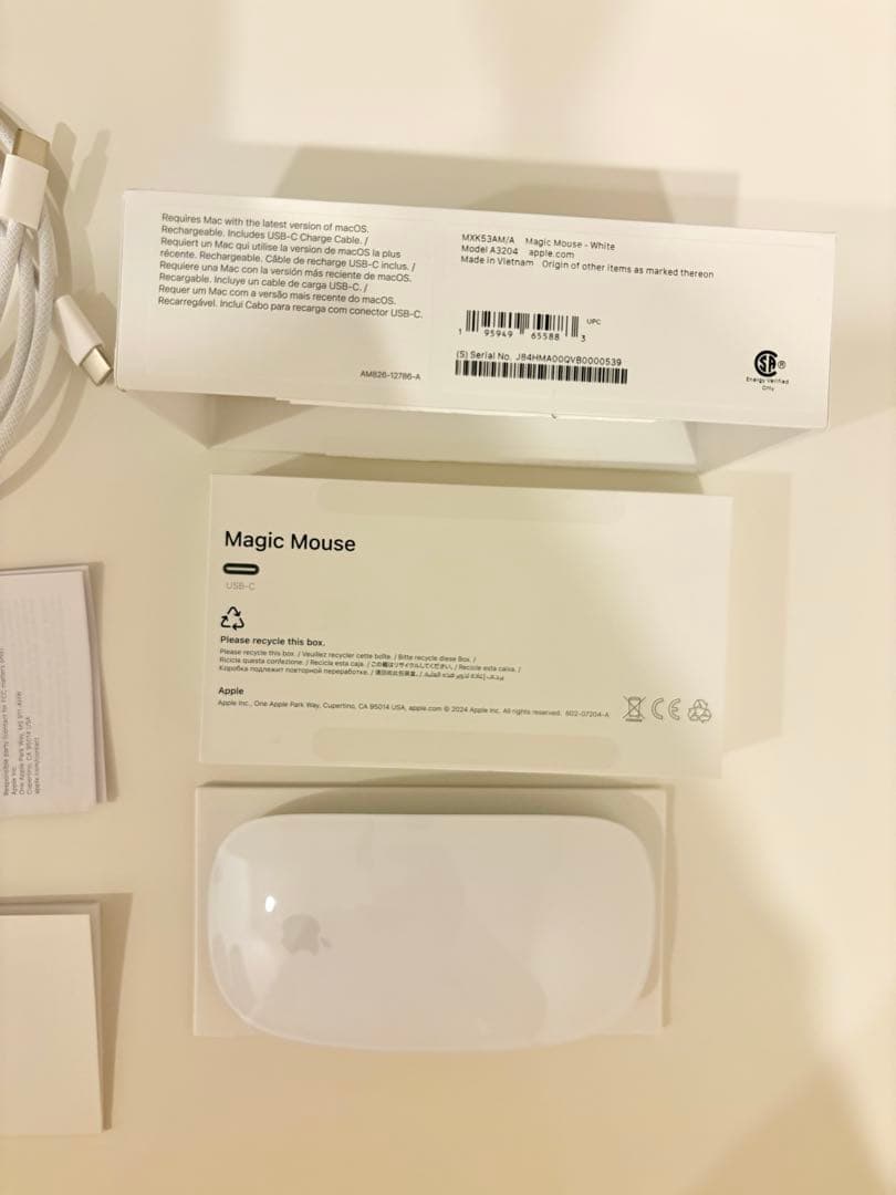 Apple Magic MouseUSB-C最新モデル美品 A3204ほぼ未使用