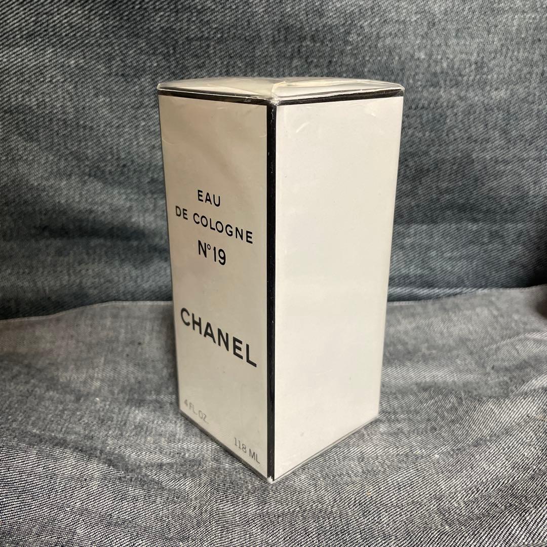 【新品未開封】シャネル No.19 オーデコロン 118ml