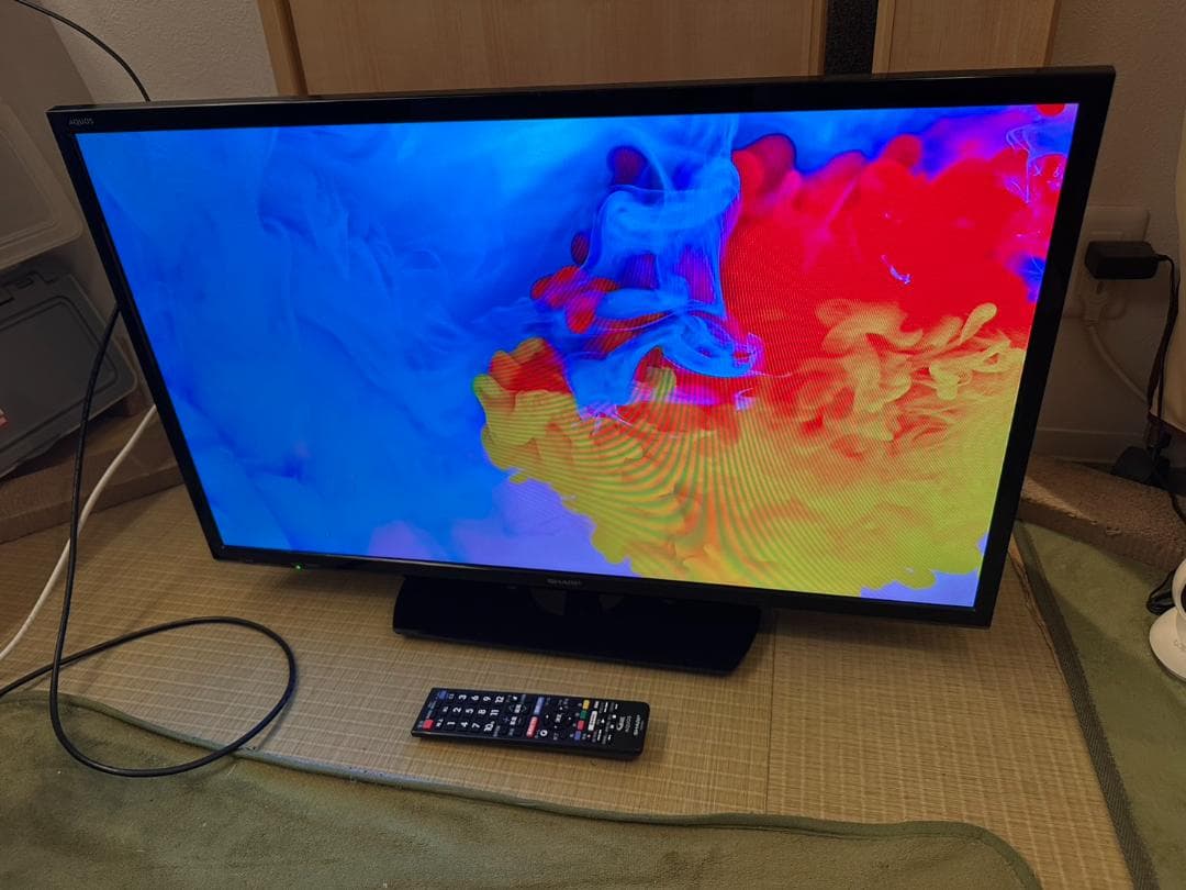 SHARP　シャープ　32型　テレビ LC-32H40 2017年製　超美品！