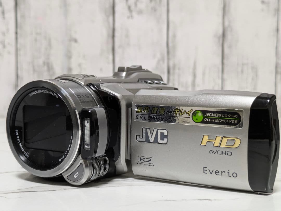 JVC　GZ-HM1