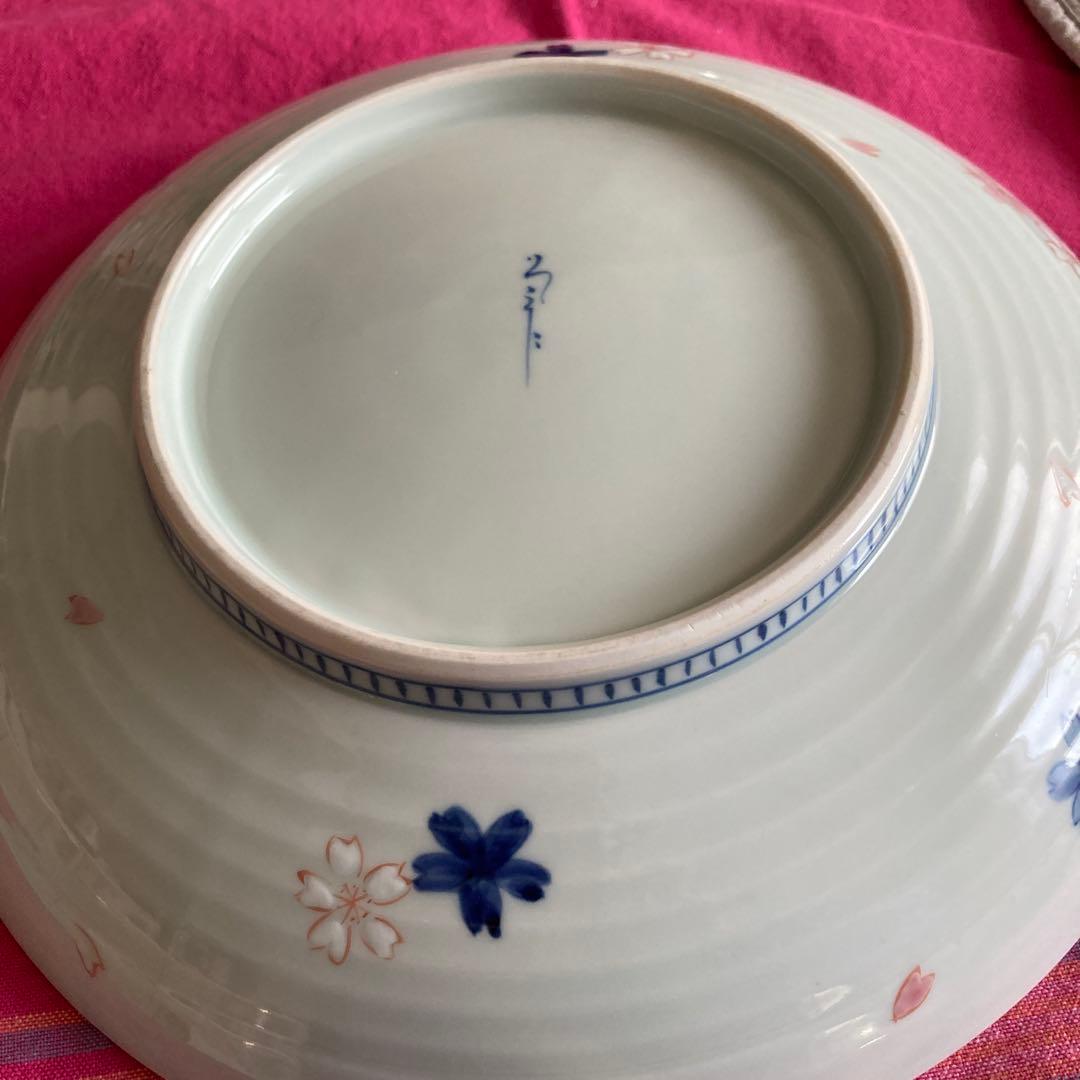 【美品】直径28センチの桜柄の大皿