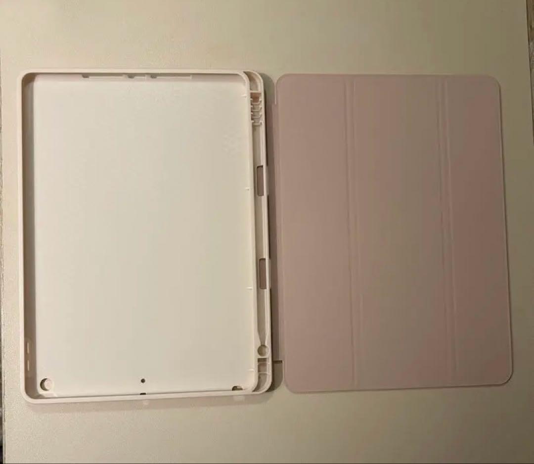 美品 iPad 第9世代 バッテリー100% (カバー付き) シルバー
