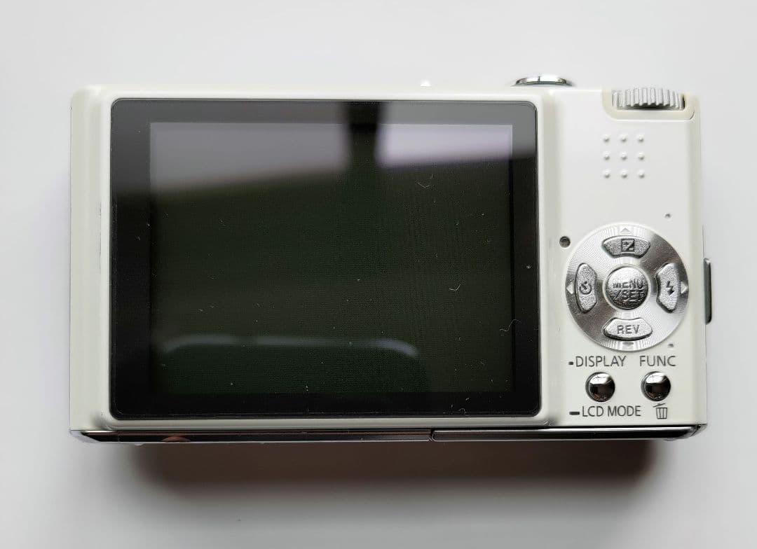 Panasonic LUMIX DMC-FX33 パナソニック