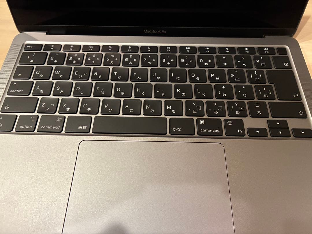 【バッテリー100%】M1 MacBook Air 13インチ