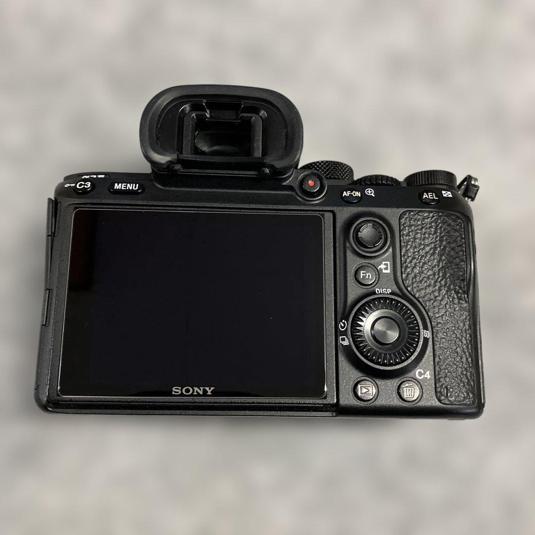 SONY α7 III ミラーレス一眼 本体と付属品