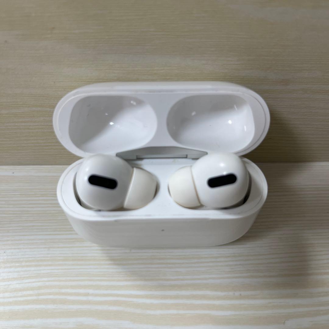【AirPods Pro】【初代】本体 ホワイト 充電ケーブル付き