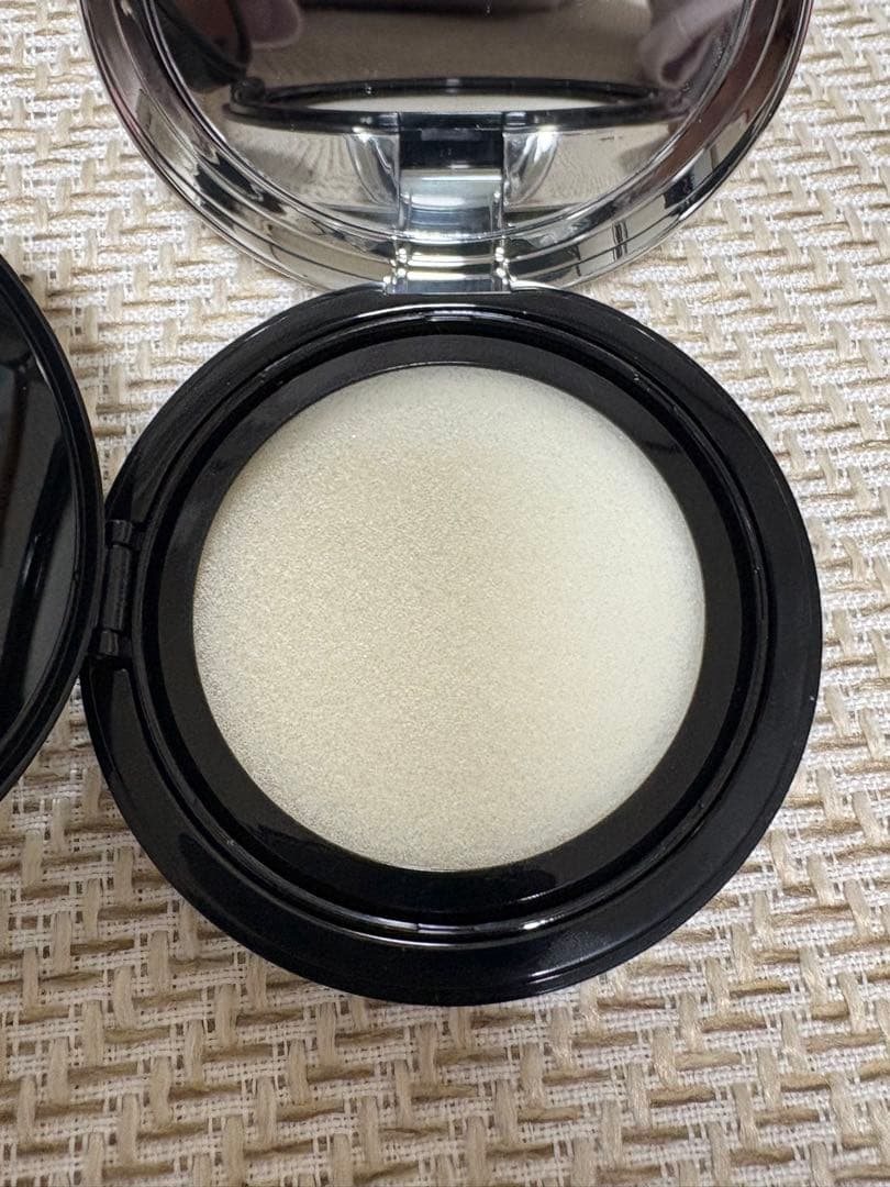 フェイスパウダー YSL