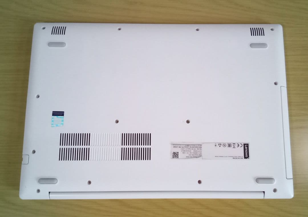 Lenovo ideapad 330-15IGM（型番81D1）初期化済み