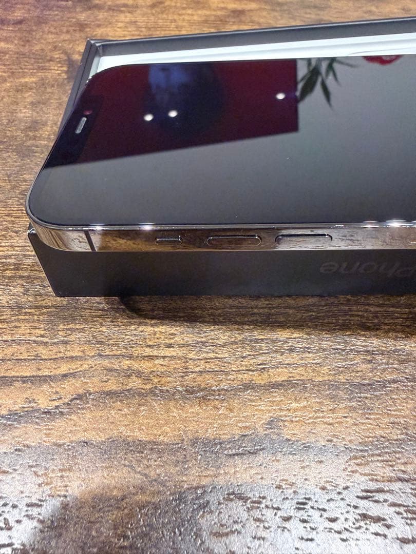 iPhone 12 Pro Max 256GB グラファイト 純正電池交換済