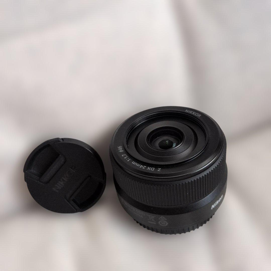 ニコン NIKKOR Z DX 24mm f/1.7 レンズ