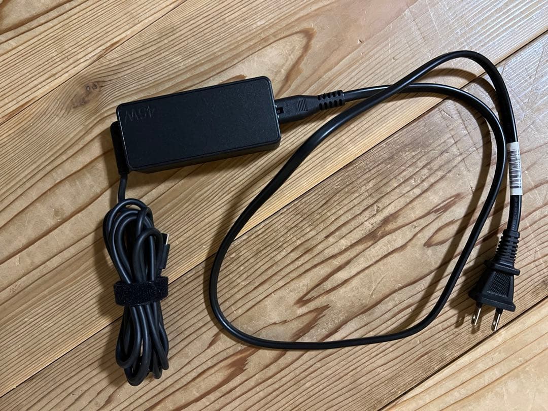 ThinkPad 日本語キーボード 新品、バッテリー新品、スピカ新品です。
