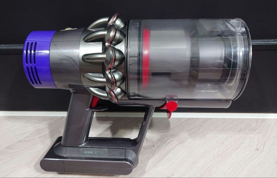 ⑮ダイソン dyson V10 SV12 本体のみ エコモード48分