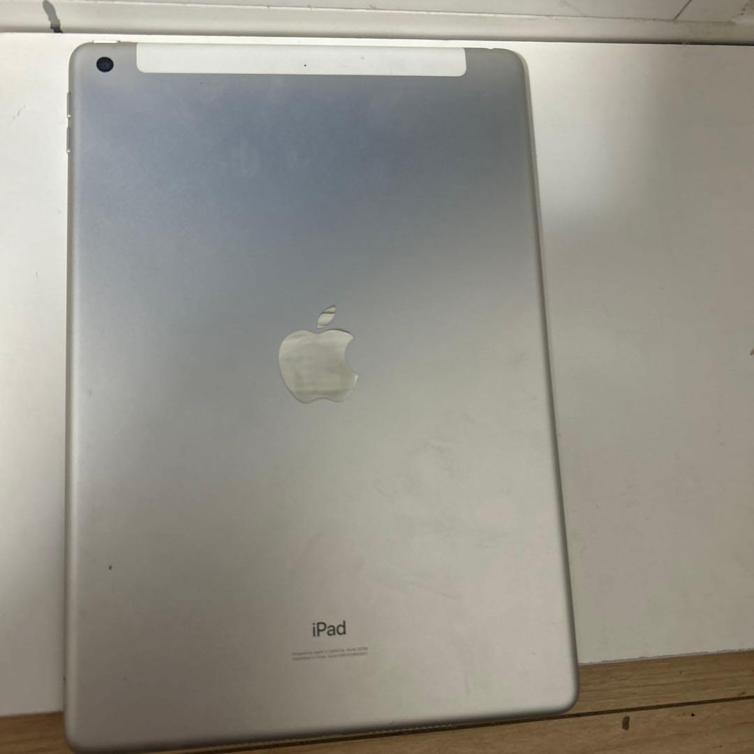 美*雪様 iPad (第7世代) 32GB シルバージャンク品