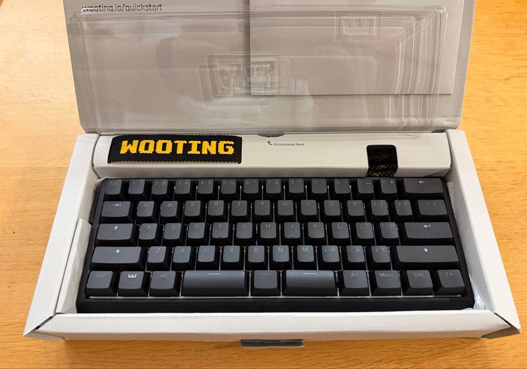 【ほぼ未使用】Wooting 60he V2 分割スペース アルミケース(黒)