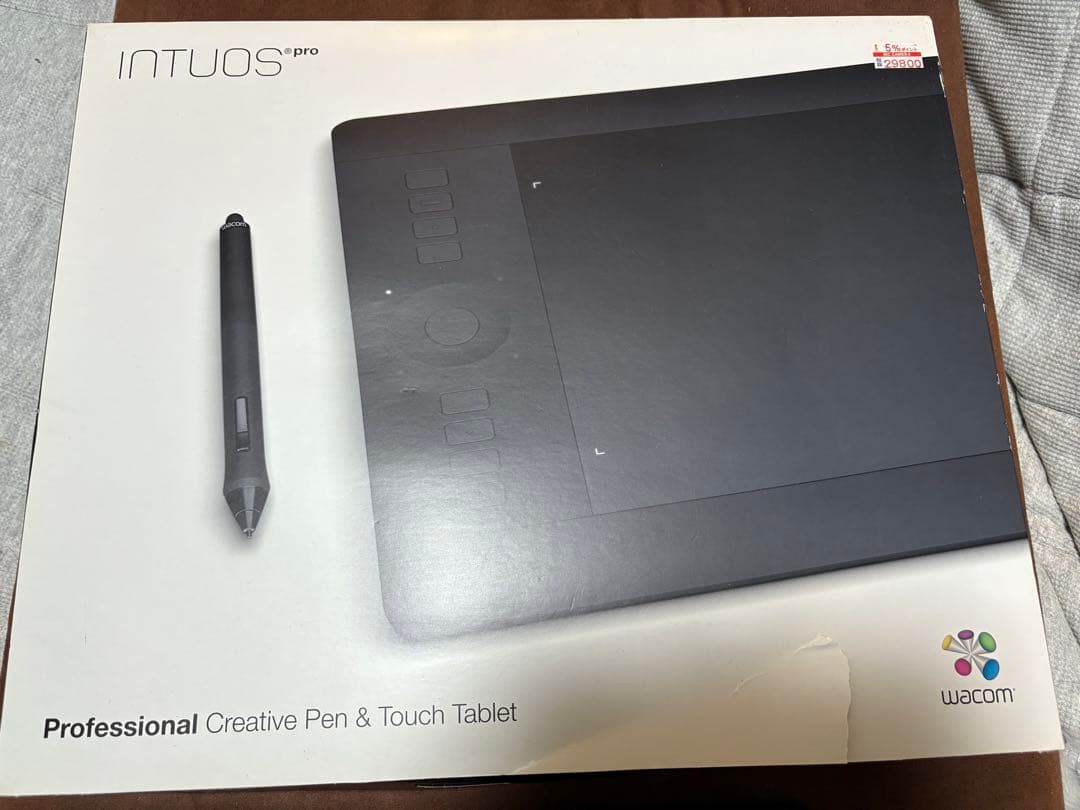 Wacom INTUOS Pro ペンタブレット 本体 箱付き