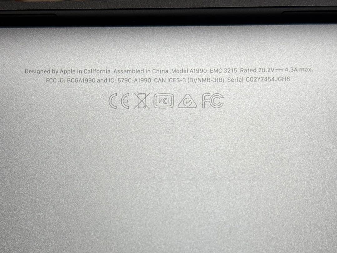 Apple MacBook Pro（15-inch, 2018）