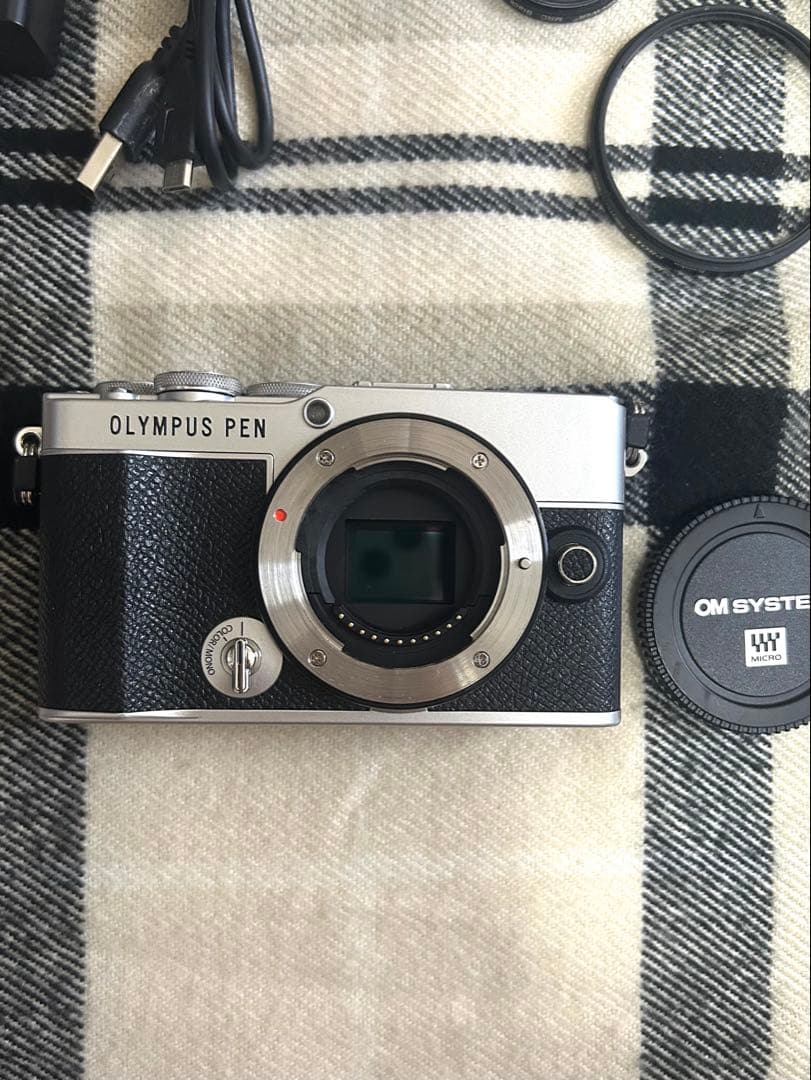 OLYMPUS PEN E-P7 EZダブルズームキット