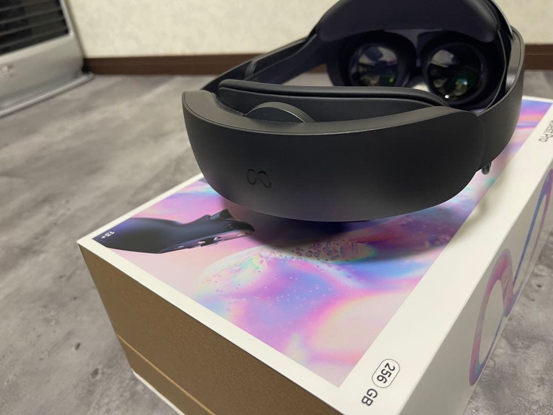  Quest Pro 256GB VRヘッドセット