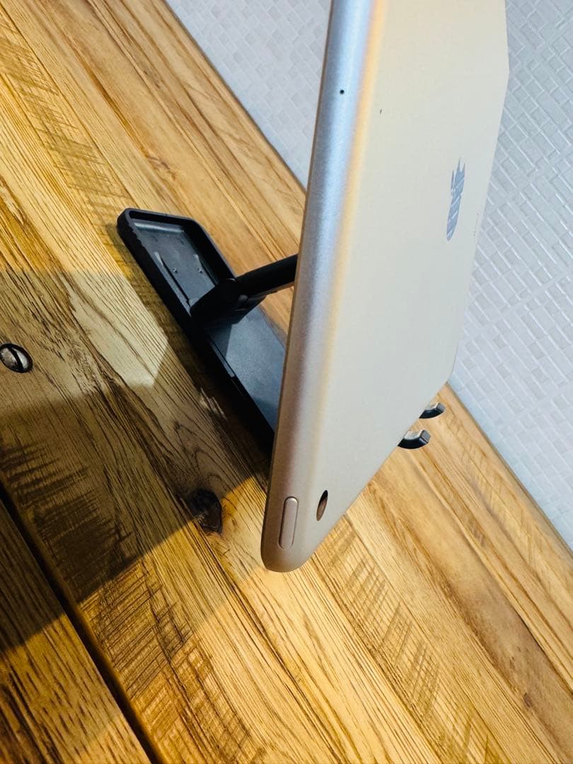 【美品】iPad 第9世代 64GB Wi-Fi シルバー 箱付き