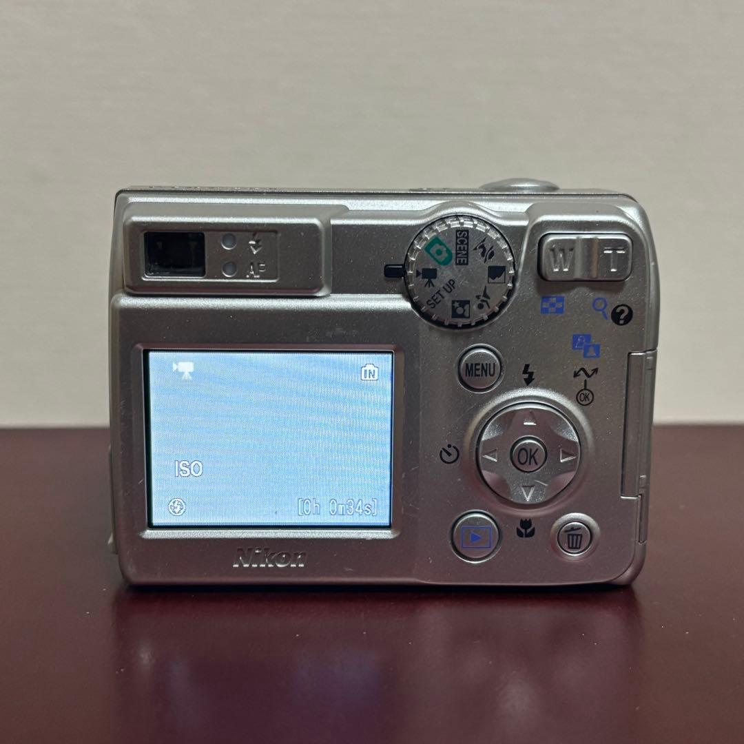 【単三電池で動く！】Nikon COOLPIX 7600 シルバー 動作確認済