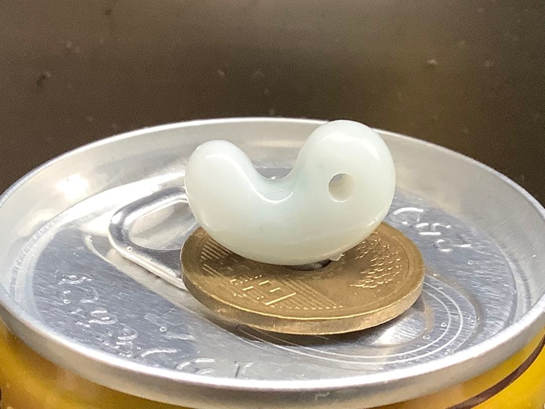純白　✳️職人さん一押し‼️糸魚川翡翠ジェダイト　外部機関ソーティング付本物を‼️