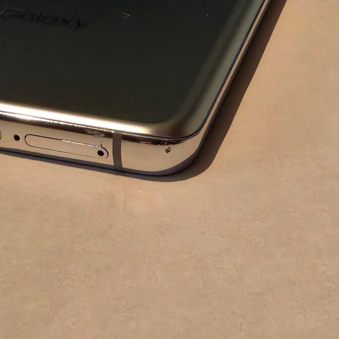Galaxy S21 Ultra 5G 　ドコモ