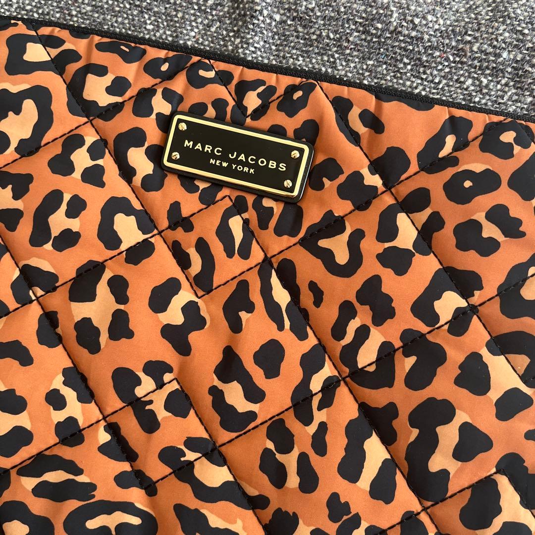 MARCJACOBS タブレットケース クラッチバッグレオパード柄　レア